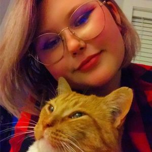 Meet your Posher, Lily